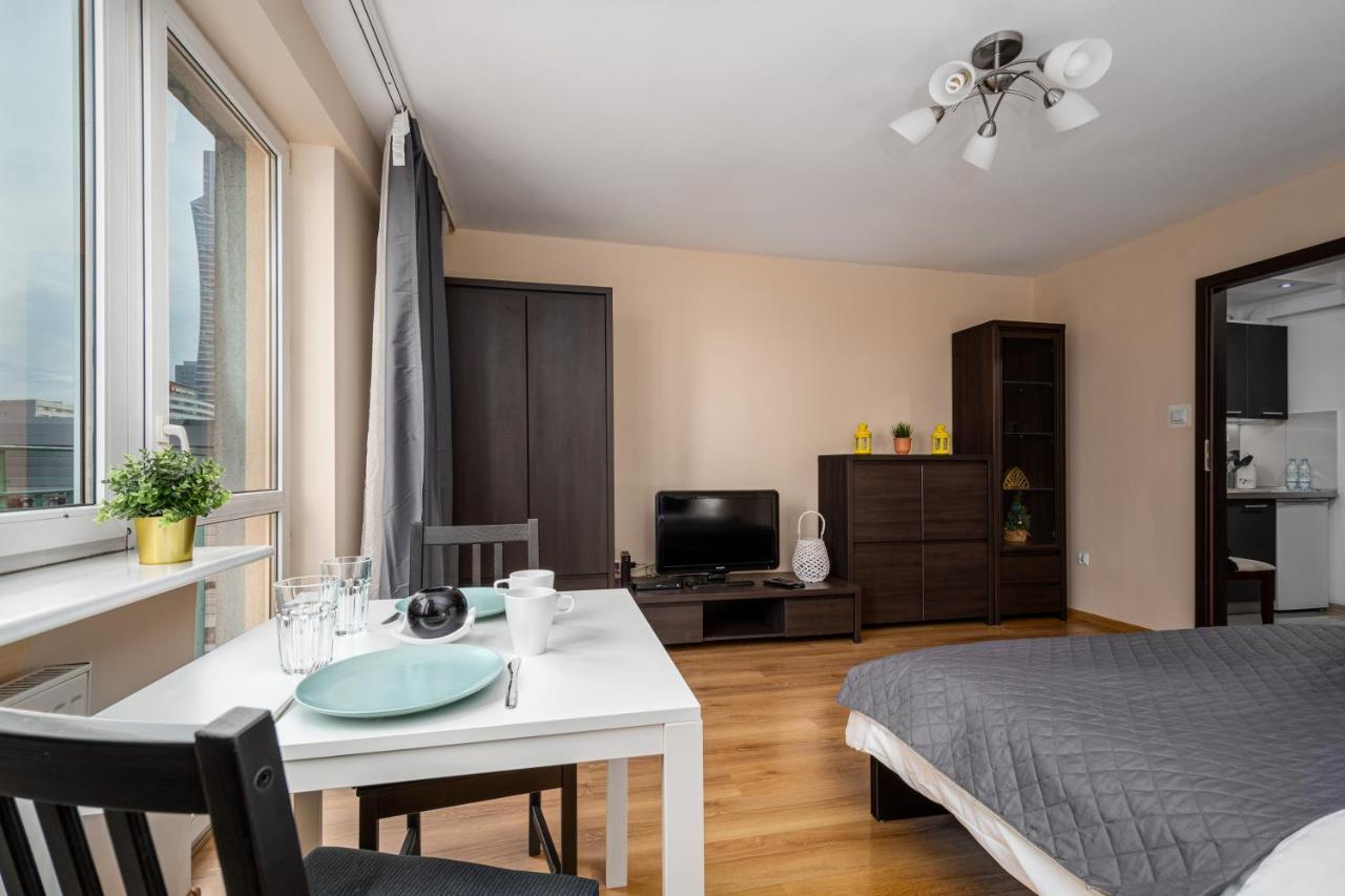 Warsaw Apartments Jana Pawla II 18 Street Bagian luar foto